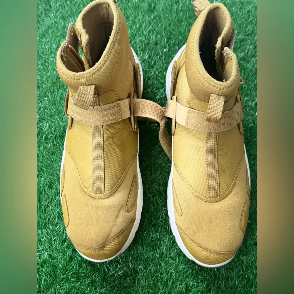Men’s Jordan Trunner LX‎ High Golden Harvest Size 12